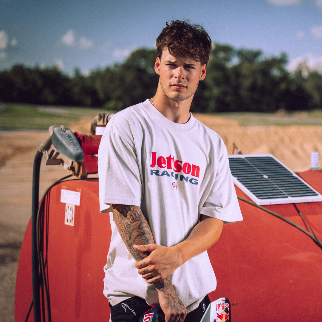 RACE BADGE TEE