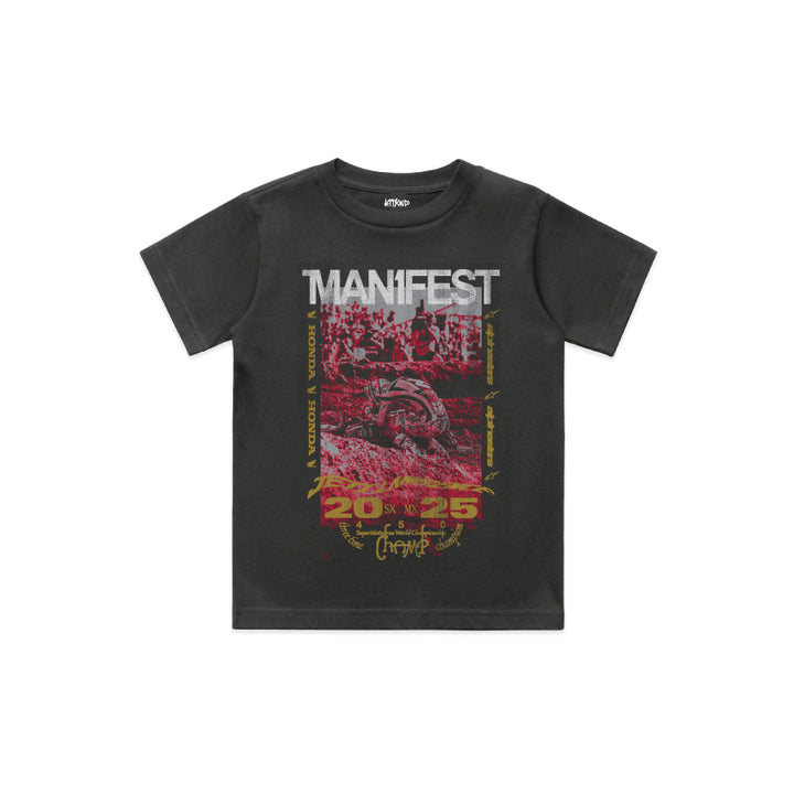 YOUTH MANIFEST TEE (US)